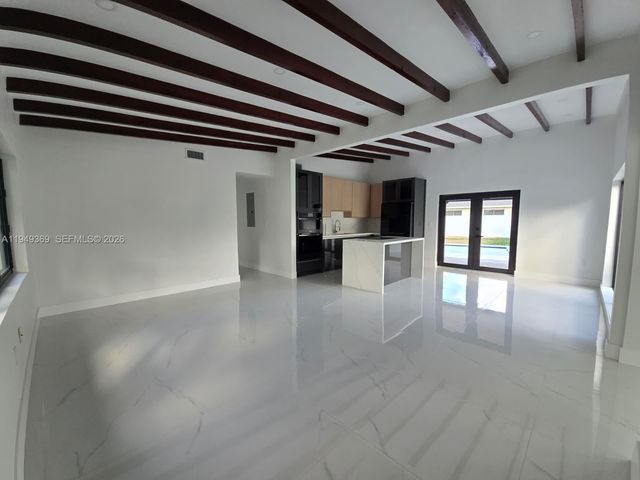 10525 SW 112th St, Miami, FL 33176