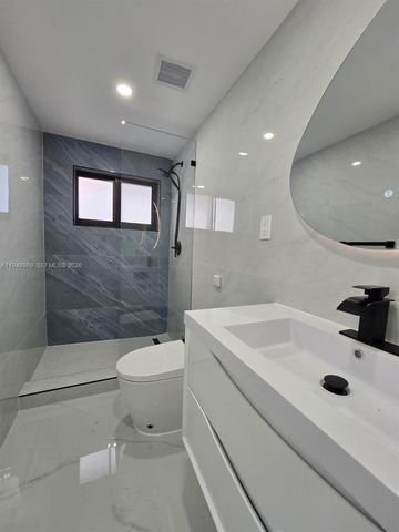 10525 SW 112th St, Miami, FL 33176