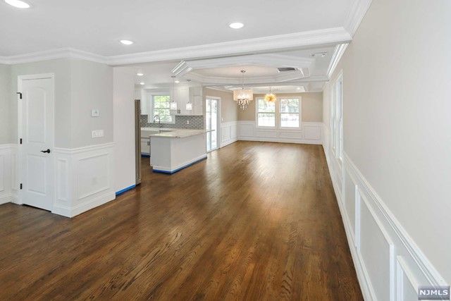 54 Willow Avenue, Hackensack, NJ 07601