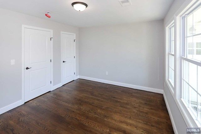 54 Willow Avenue, Hackensack, NJ 07601
