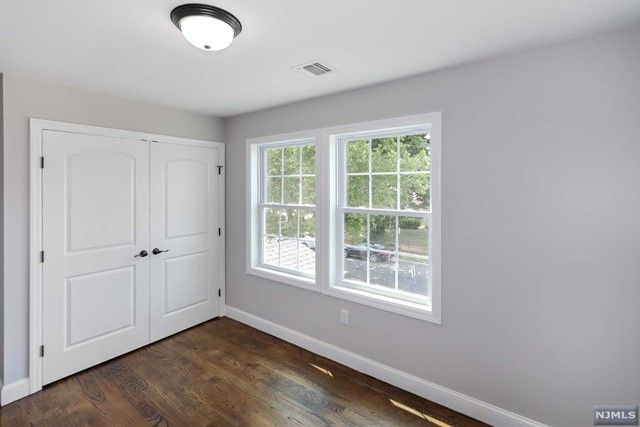 54 Willow Avenue, Hackensack, NJ 07601