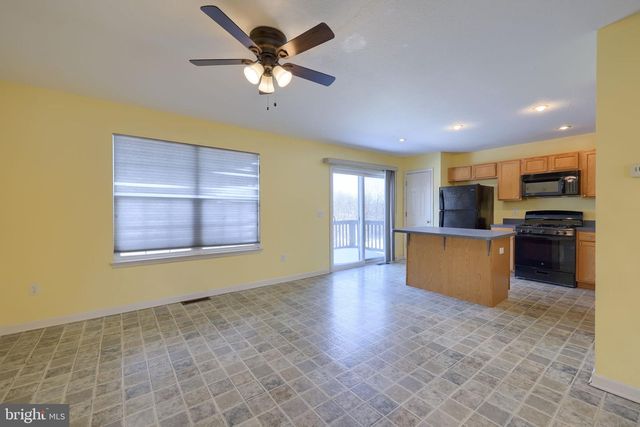 462 MADISON DR, Shrewsbury, PA 17361