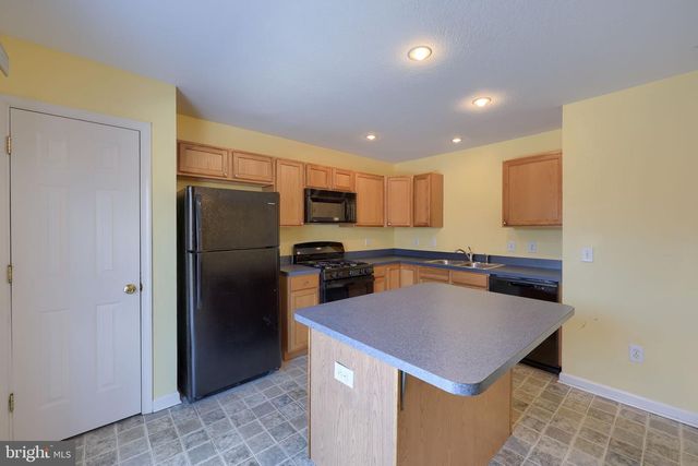 462 MADISON DR, Shrewsbury, PA 17361