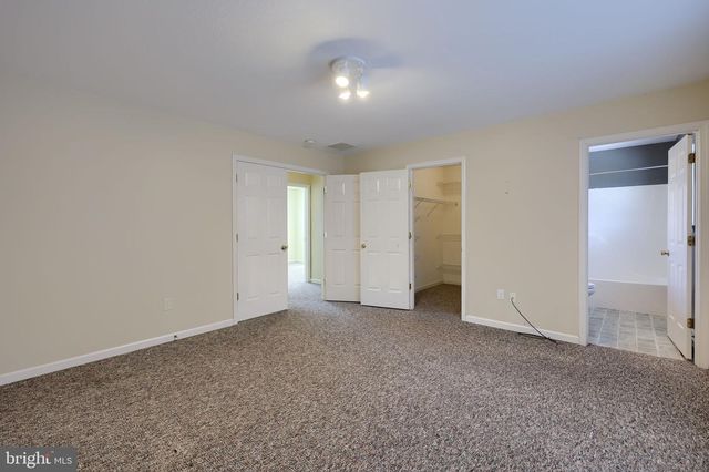 462 MADISON DR, Shrewsbury, PA 17361