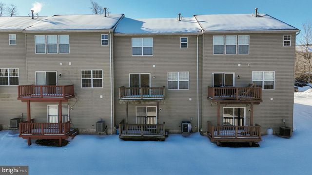 462 MADISON DR, Shrewsbury, PA 17361