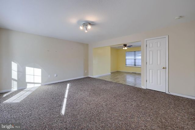 462 MADISON DR, Shrewsbury, PA 17361