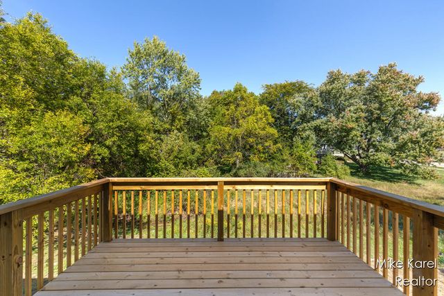 10613 68th Avenue, Allendale, MI 49401