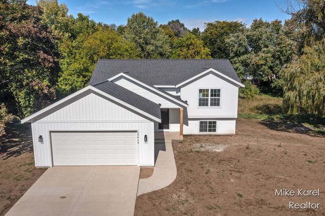 10613 68th Avenue, Allendale, MI 49401