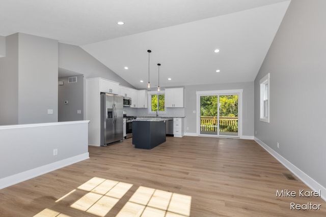 10613 68th Avenue, Allendale, MI 49401