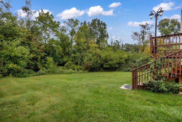7295 W Maple Road, West Bloomfield Twp, MI 48322