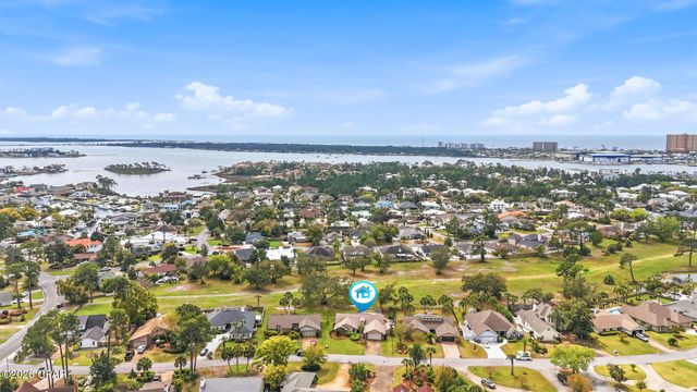 1009 Barracuda Drive, Panama City, FL 32408