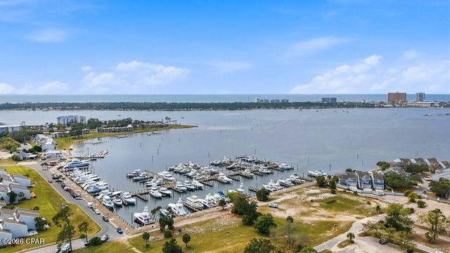 1009 Barracuda Drive, Panama City, FL 32408