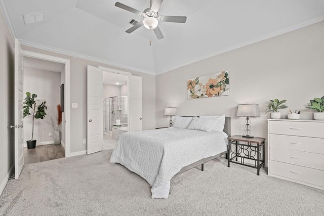 2004 Woodland Park Court, Conroe, TX 77384
