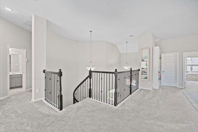 2004 Woodland Park Court, Conroe, TX 77384