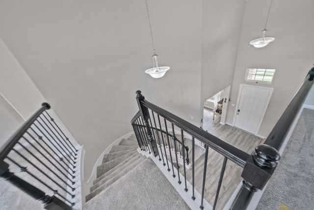 2004 Woodland Park Court, Conroe, TX 77384