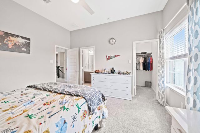 2004 Woodland Park Court, Conroe, TX 77384