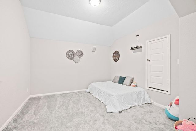 2004 Woodland Park Court, Conroe, TX 77384