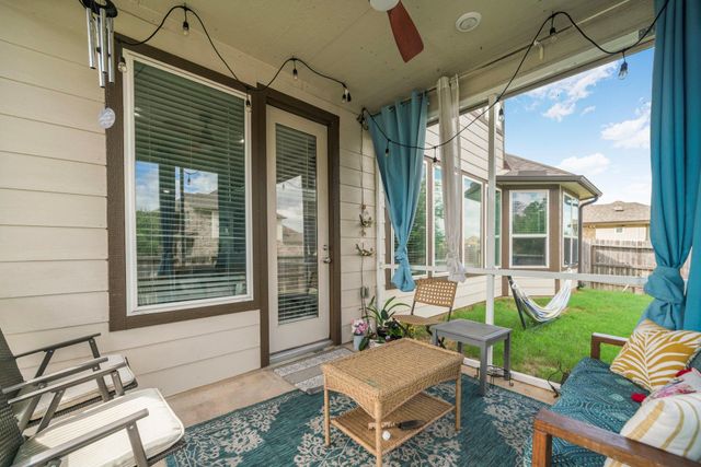 2004 Woodland Park Court, Conroe, TX 77384