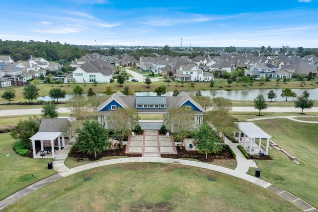 2004 Woodland Park Court, Conroe, TX 77384
