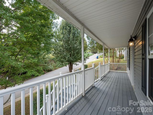44 Ridgeland Lane, Asheville, NC 28805