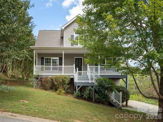 44 Ridgeland Lane, Asheville, NC 28805