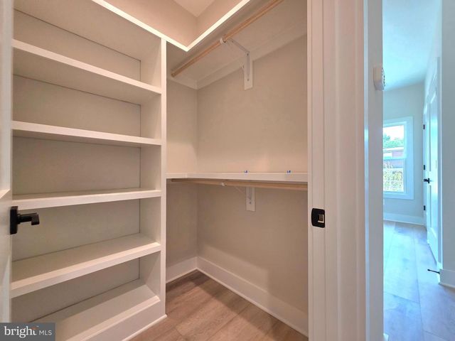 41 E REED AVE, Alexandria, VA 22305