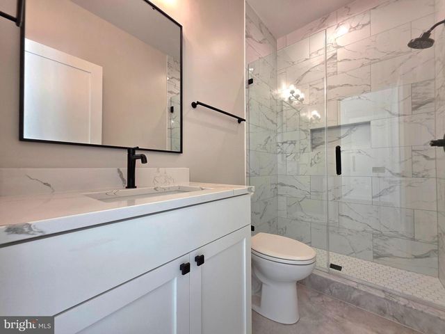 41 E REED AVE, Alexandria, VA 22305
