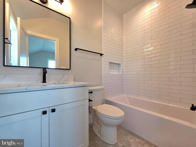 41 E REED AVE, Alexandria, VA 22305