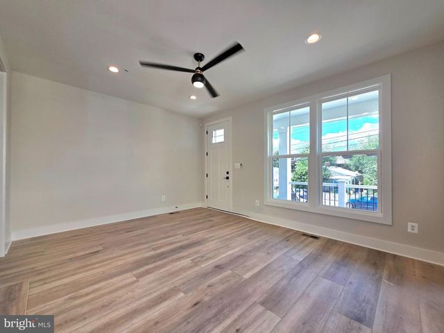 41 E REED AVE, Alexandria, VA 22305