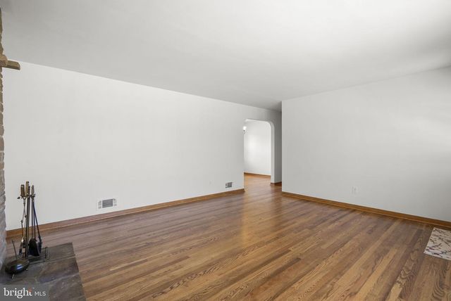 624 GAYLE DR, Linthicum Heights, MD 21090