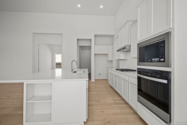 9707 Van Horn, San Antonio, TX 78254