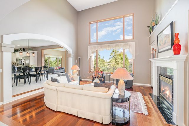 9031 Highview Lane, Woodbury, MN 55125