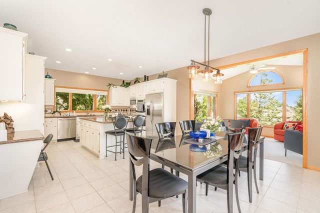 9031 Highview Lane, Woodbury, MN 55125