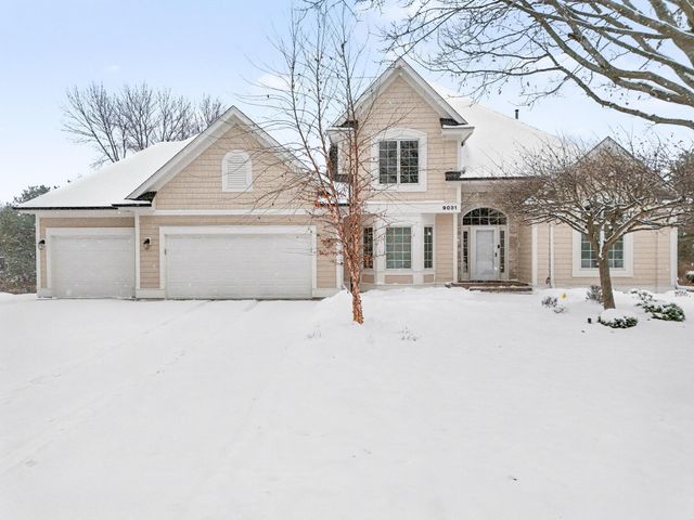 9031 Highview Lane, Woodbury, MN 55125