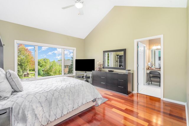 9031 Highview Lane, Woodbury, MN 55125