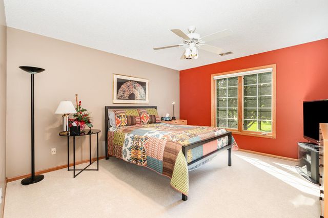 9031 Highview Lane, Woodbury, MN 55125