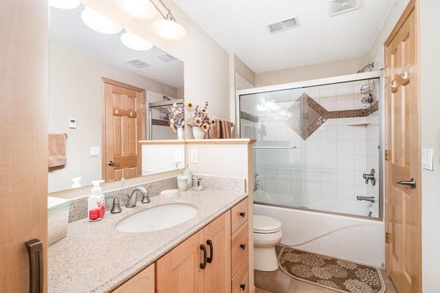 9031 Highview Lane, Woodbury, MN 55125