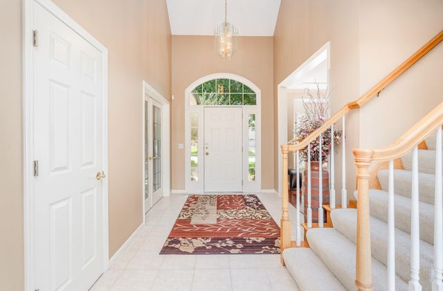 9031 Highview Lane, Woodbury, MN 55125