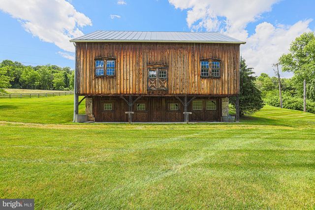 19020 GUNPOWDER RD, Millers, MD 21102