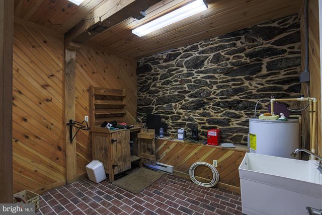 19020 GUNPOWDER RD, Millers, MD 21102