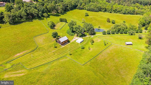 19020 GUNPOWDER RD, Millers, MD 21102