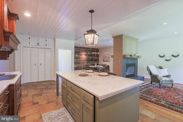 19020 GUNPOWDER RD, Millers, MD 21102