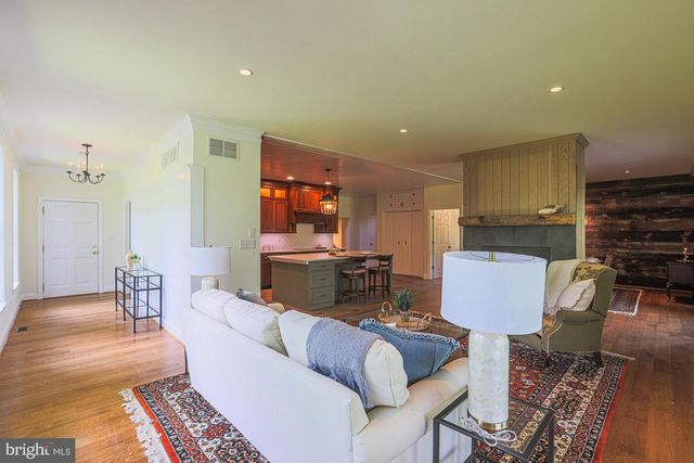19020 GUNPOWDER RD, Millers, MD 21102