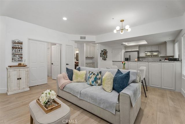 4561 Warner, Huntington Beach, CA 92649