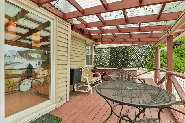 2394 Cedar Street, Seaford, NY 11783