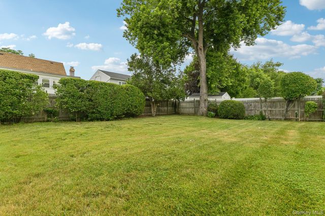 2394 Cedar Street, Seaford, NY 11783