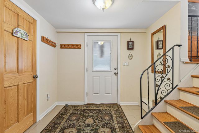 2394 Cedar Street, Seaford, NY 11783