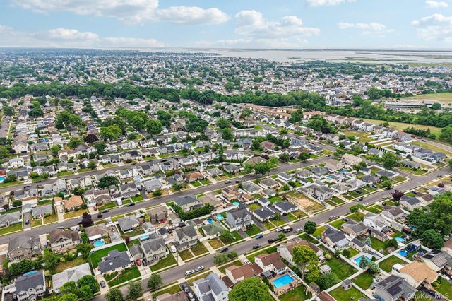 2394 Cedar Street, Seaford, NY 11783