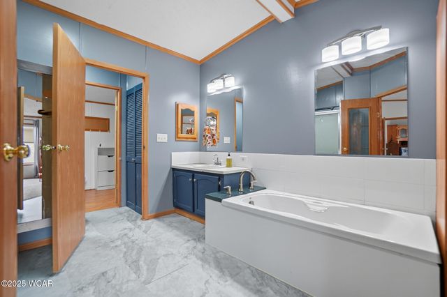 224 Buckingham Drive, Lima, OH 45807