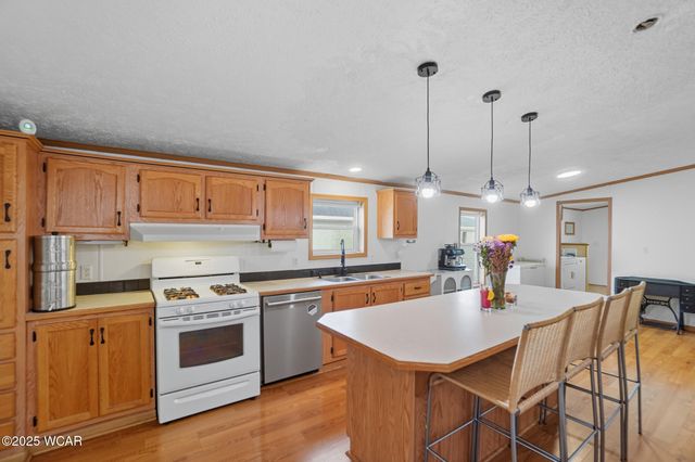 224 Buckingham Drive, Lima, OH 45807